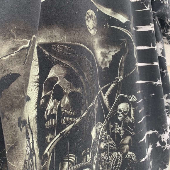 Skeleton Tee - Picture 6 of 8